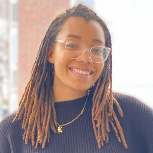 Meet your Posher, Kelli